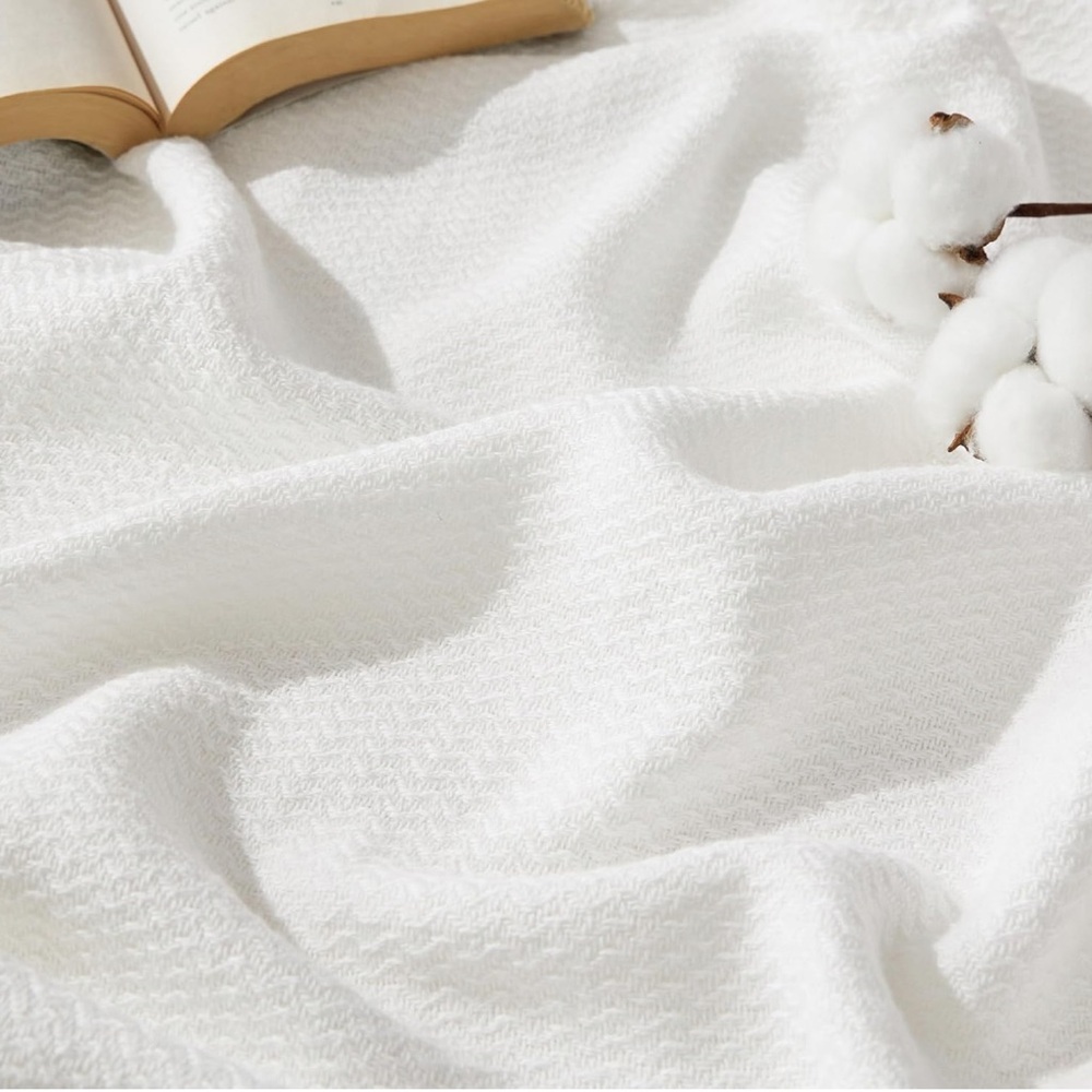 GentleSoft 100% Cotton Blanket King Size for Bed Breathable and Lightweight